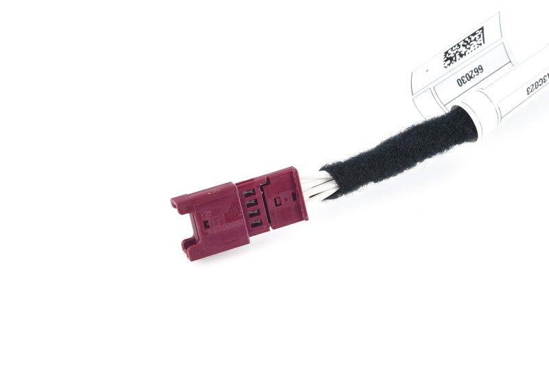 Переходный кабель блока задних фонарей