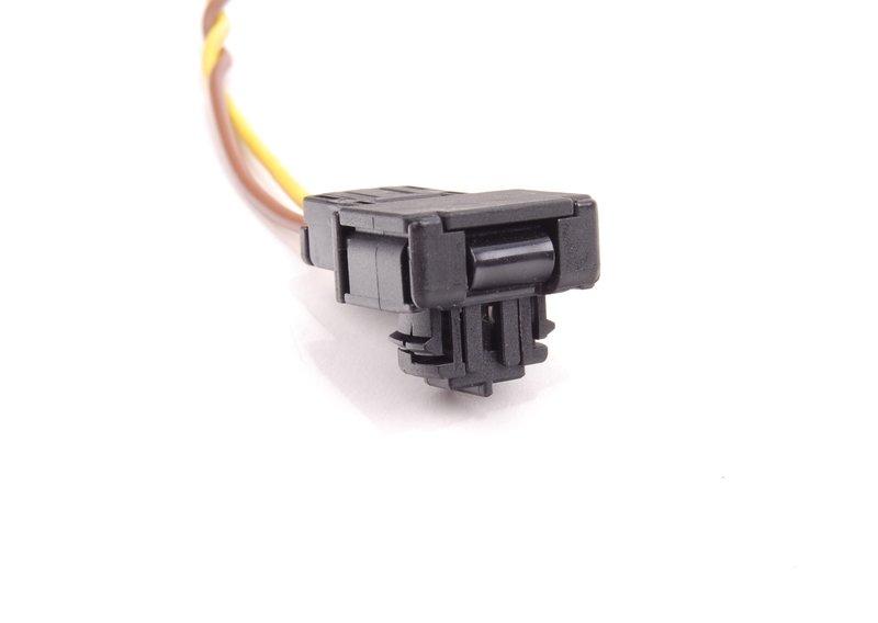 Провода на стороне водителя