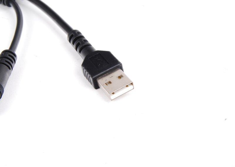 Аудиоадаптер iPod / iPhone