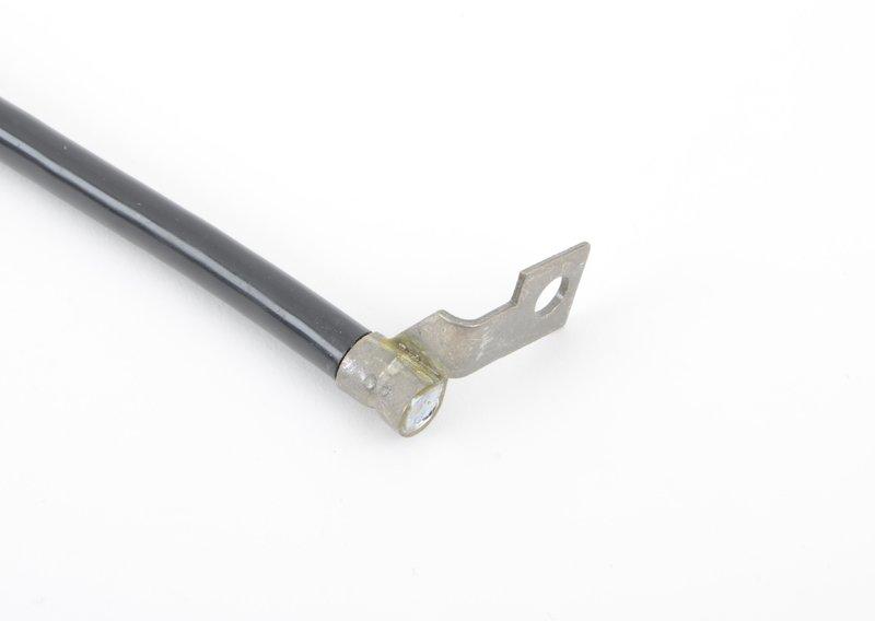 Минусовой провод аккумуляторной батареи