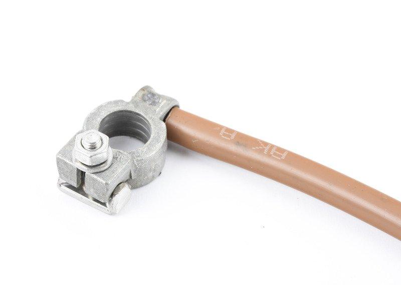 Минусовой провод аккумуляторной батареи