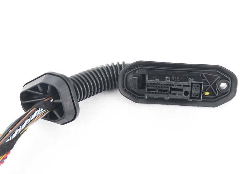 Провода на стороне водителя