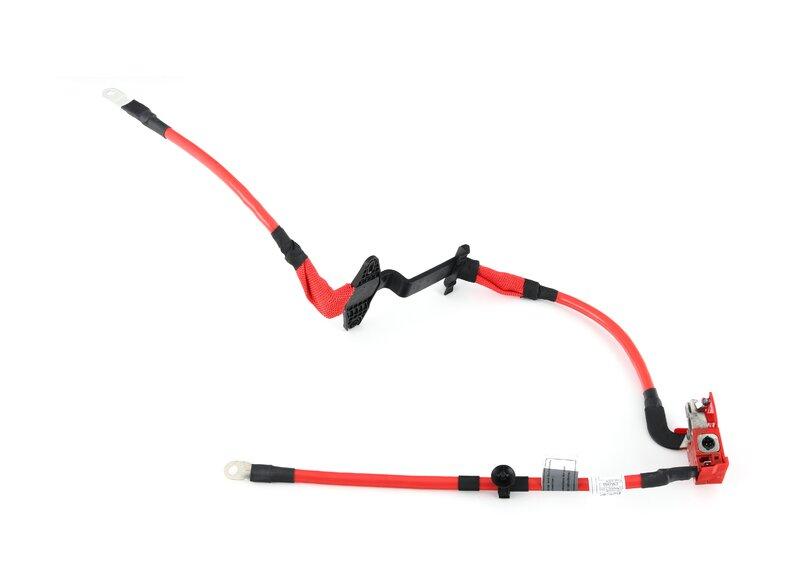 Плюсовой провод аккумуляторной батареи