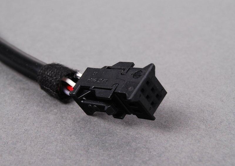 Соединительный кабель CD-чейнджера