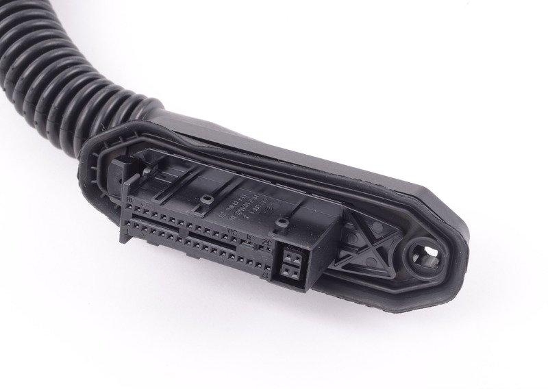 Провода на стороне водителя