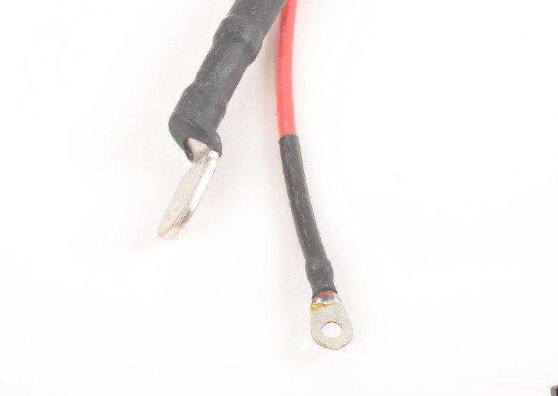 Плюсовой провод батареи