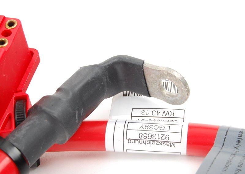 Плюсовой провод аккумуляторной батареи