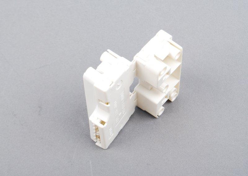 Корпус вилки разъема