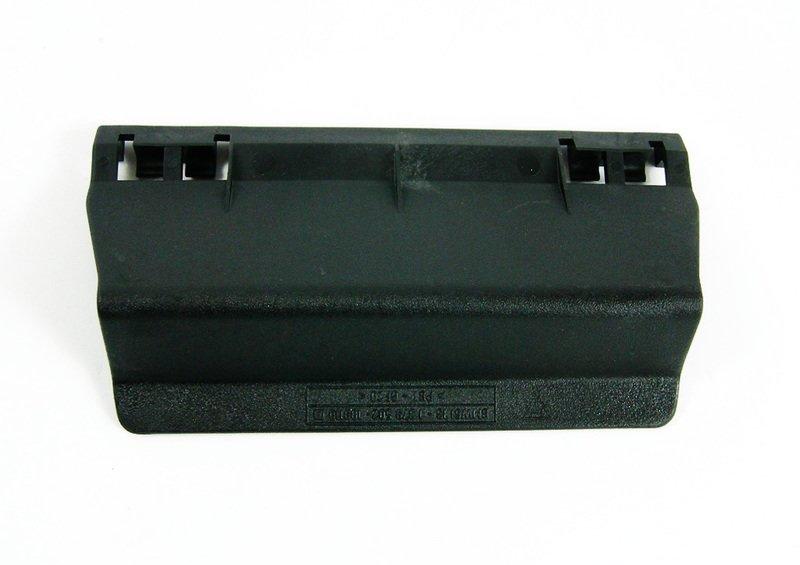 Запорный механизм крышки блока предохр.