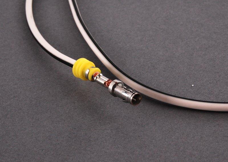 Гнездовой контакт