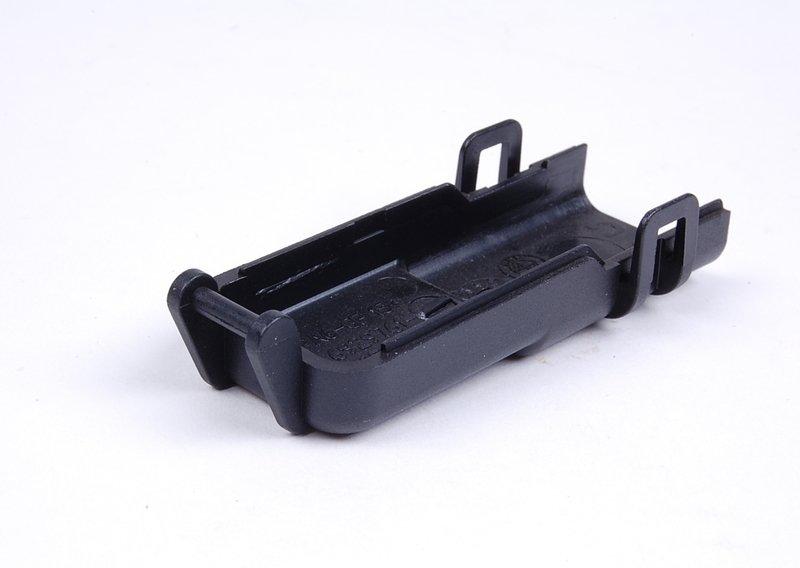 Защитный колпачок плюс.полюса батареи