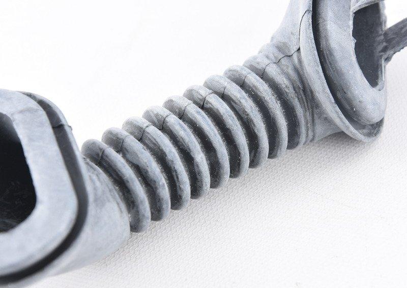 Заглушка багажной двери Л