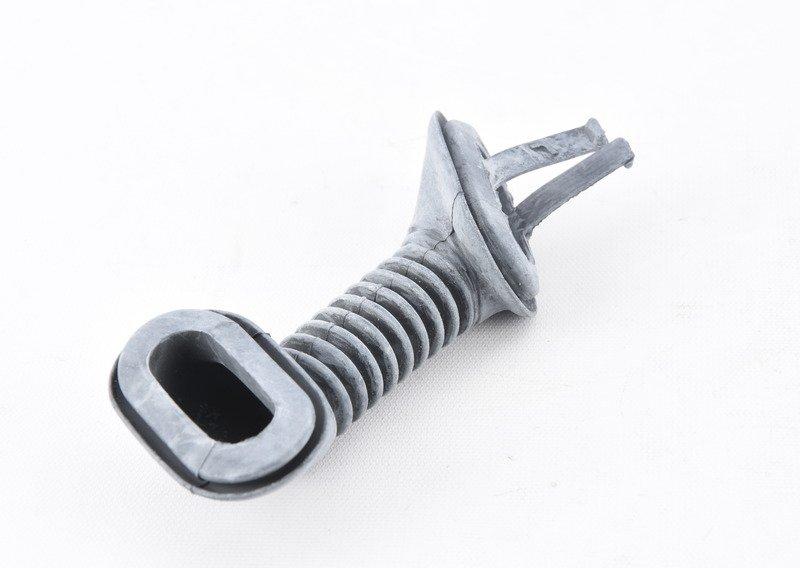 Заглушка багажной двери Л