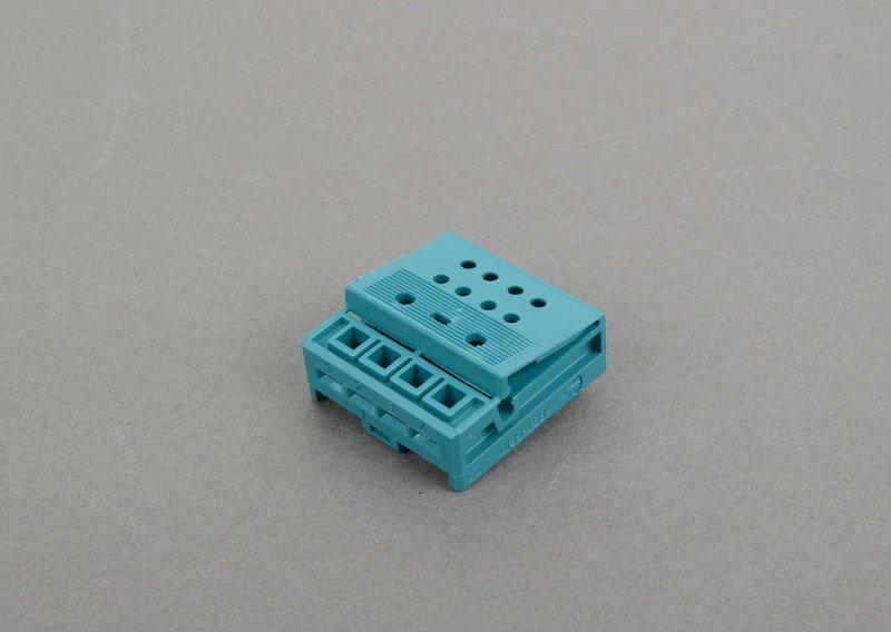 Универсальный корпус розетки незакодир.