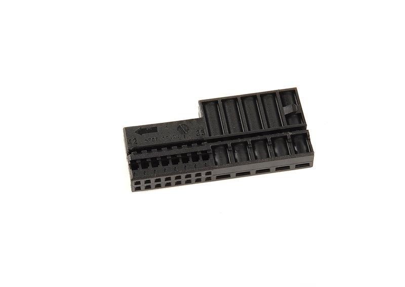 Корпус штепсельной розетки, черный