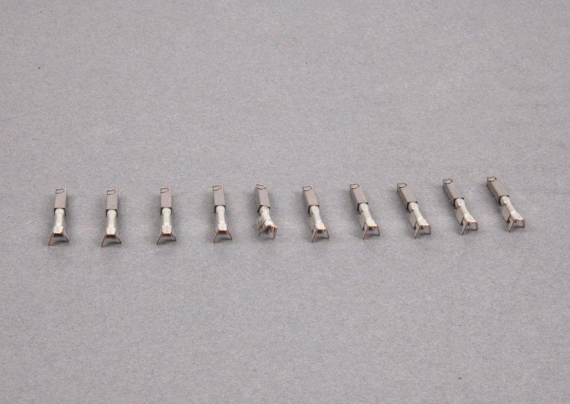 Гнездовой контакт MQS