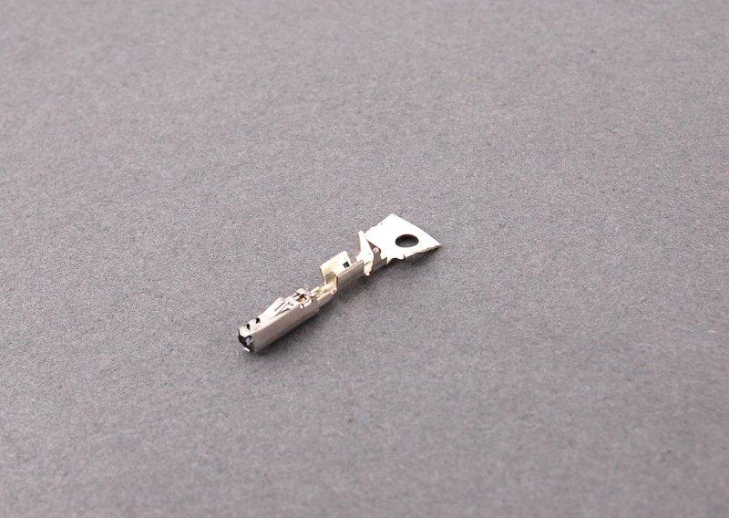 Гнездовой контакт MQS