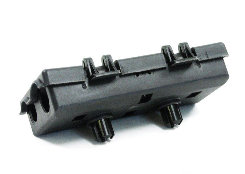 Кронштейн разъема