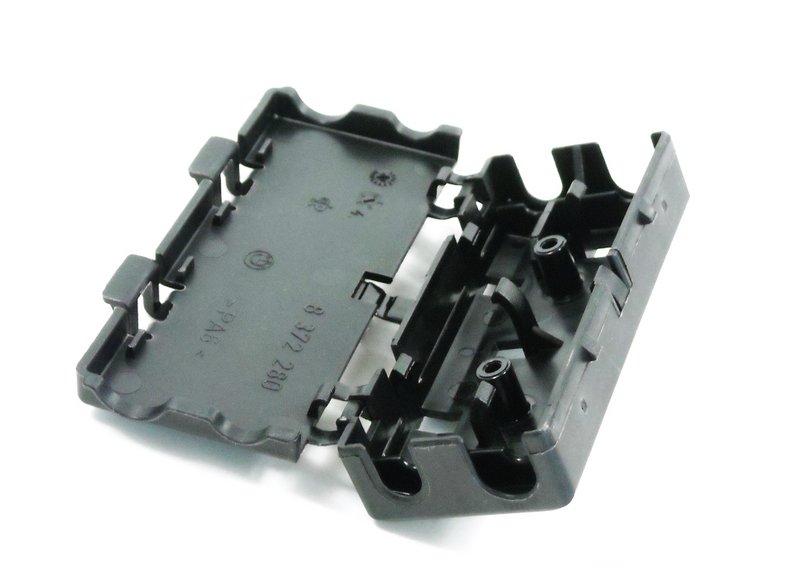 Кронштейн разъема