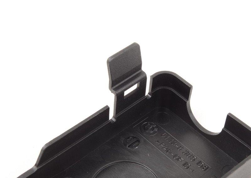 Крышка плюсового вывода аккумулятора