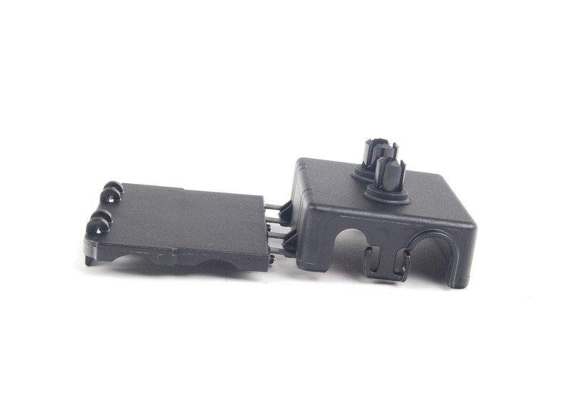 Кронштейн разъема