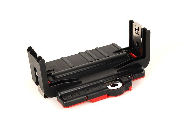 Монтажный блок с предохранителем