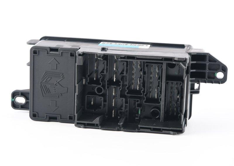 Блок предохранителей