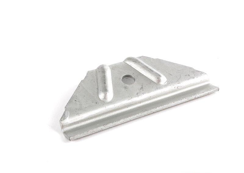 E30/E28/E34/E24/E32 Держатель аккумуляторной батареи