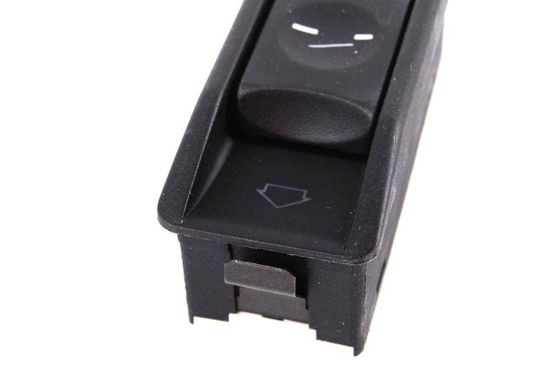 Выключатель сдвижной крышки люка