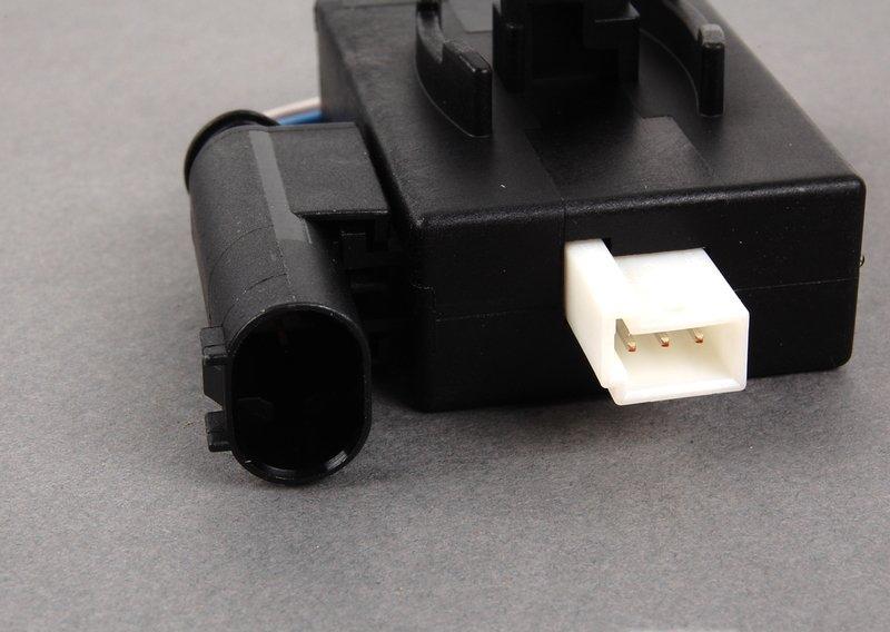 Выключатель регулировки угла наклона фар