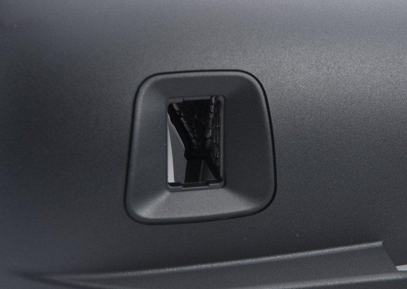 облицовка рулевая колеса под подогрев F20F31