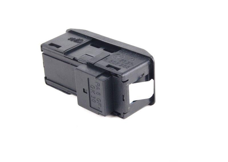 Выключатель сдвижной крышки люка