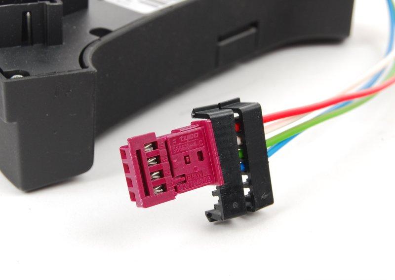 Выключатель сист.подд.зад.скор./рецир.