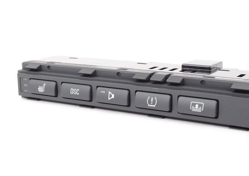 Блок переключателей в центр.консоли