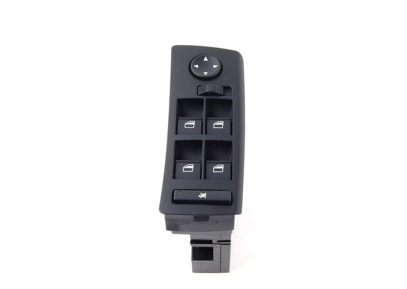 Блок переключателей в двери водителя