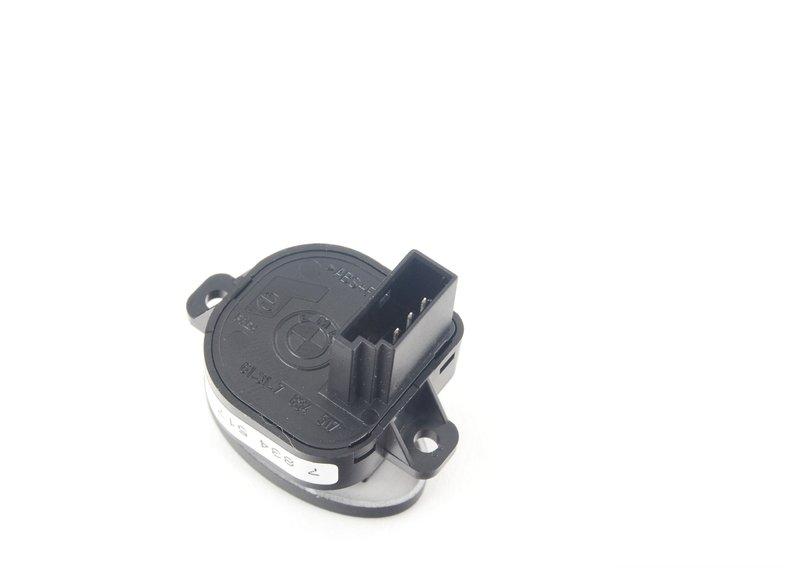 Выключатель Power