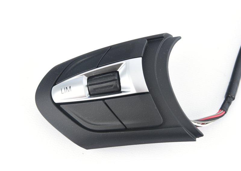 Выключатель на м/ф рул.колесо M-Sport