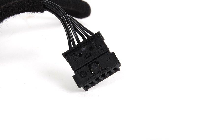 Переключатель на м/функц.рулевом колесе