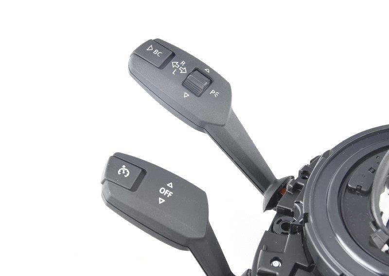 Коммутационный центр в рулевой колонке