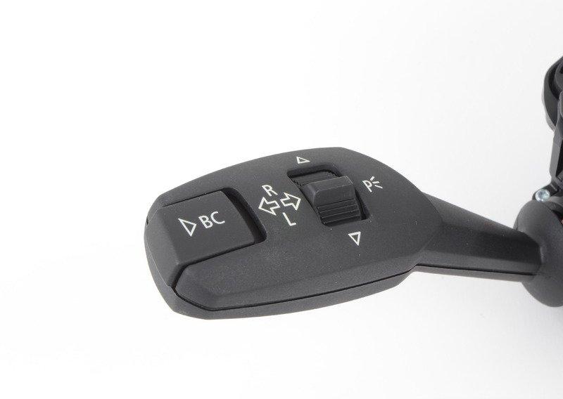 Коммутационный центр в рулевой колонке