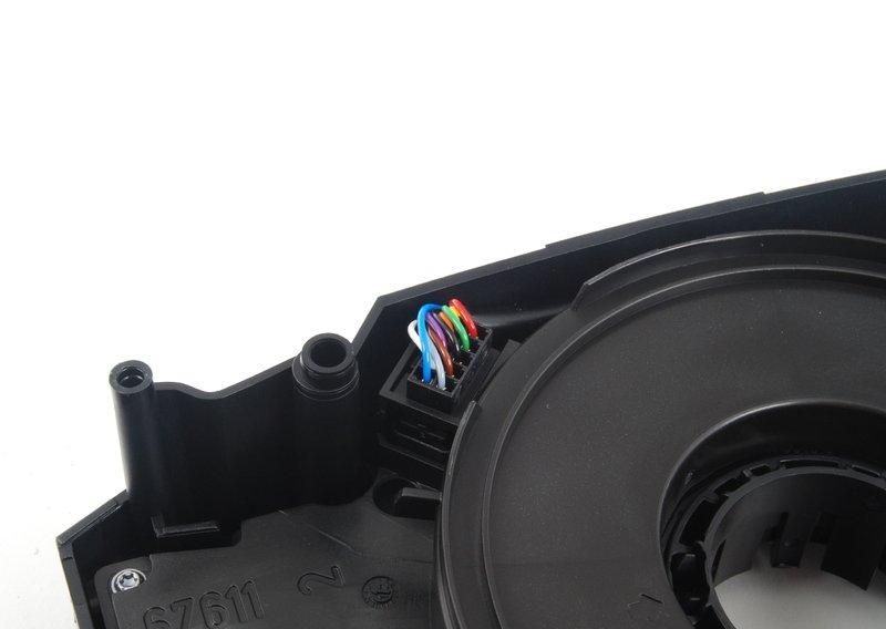 Коммутационный центр в рулевой колонке