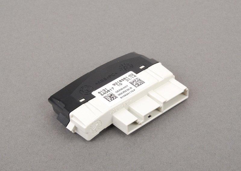 Электронный блок в рулевом колесе