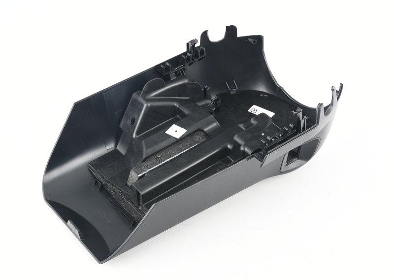 Нижняя облицовка рулевой колонки