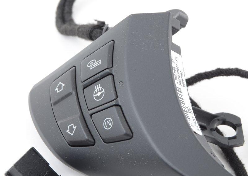 Переключатель на м/функц.рулевом колесе