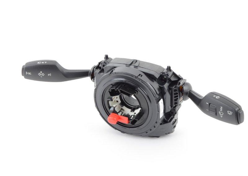 Коммутационный центр в рулевой колонке