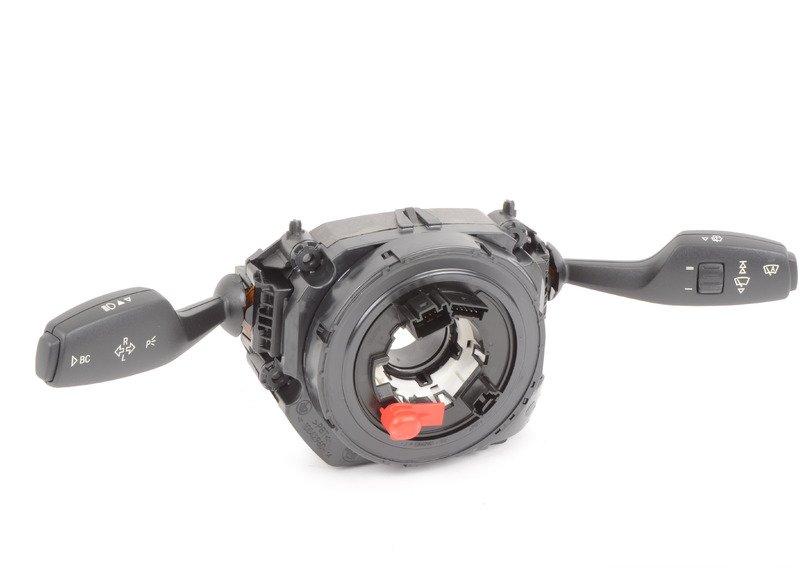 коммуникаицонный центр в руль