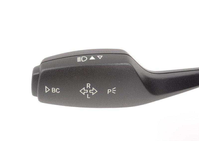 коммуникаицонный центр в руль