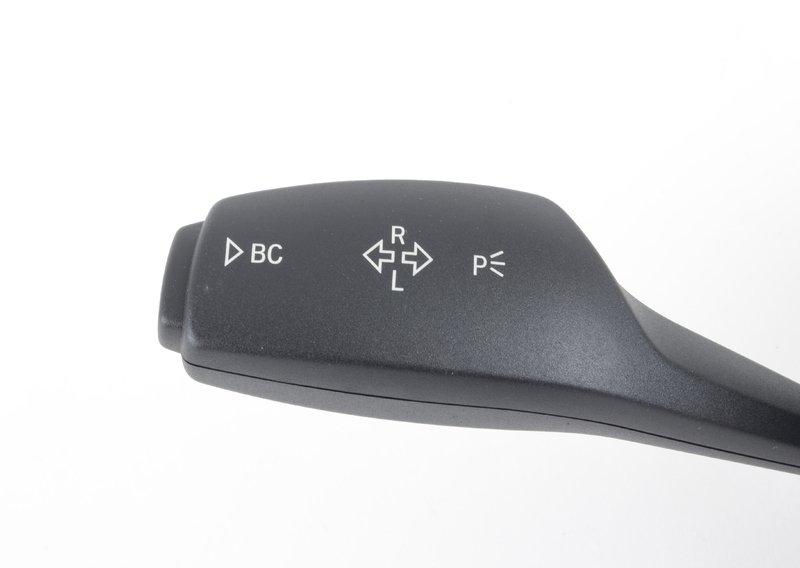 Коммутационный центр в рулевой колонке