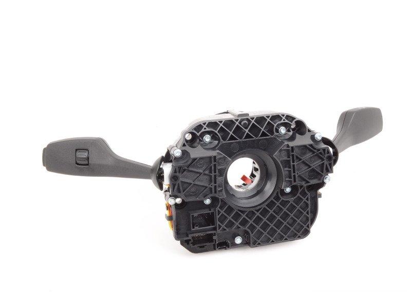 Коммутационный центр в рулевой колонке