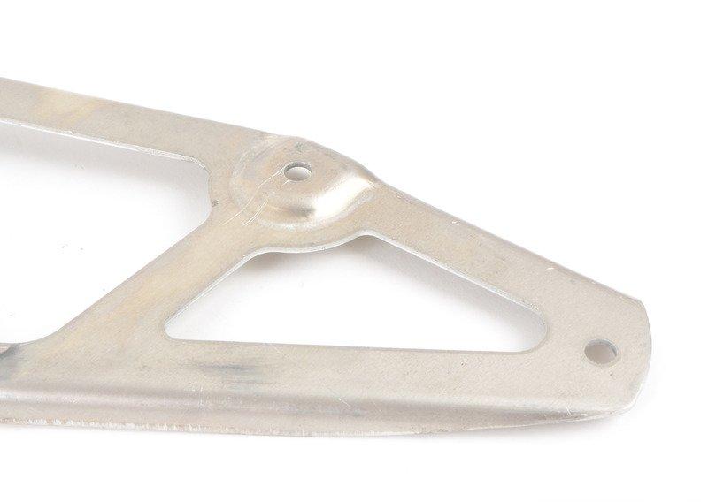 Кронштейн фанфарного звукового сигнала